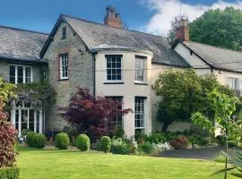 Farthings Country House Hotel & Restaurant Tunton, hotel in Taunton