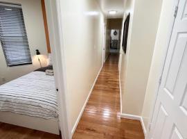 Hotel Foto: Beautiful private rooms in a shared apartment upper west side