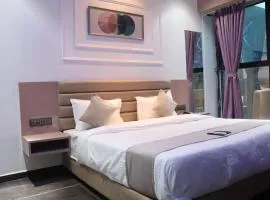 Hotel Czar Inn
