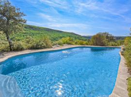 Хотел снимка: Nice Home In Bonnieux With House A Mountain View