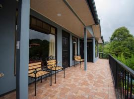 Cabinas Eddy B&B、モンテベルデ・コスタリカのホテル