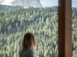 Alpstay - Hotel Acadia - Adults Mountain Home