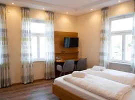 Gasthause Zur Krone Hotel