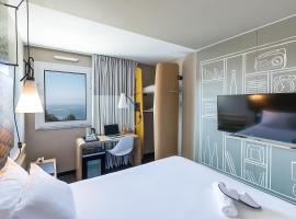 A picture of the hotel: Hotel ibis Porto Gaia