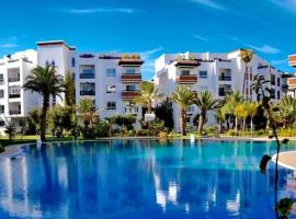 होटल की एक तस्वीर: Luxury Appartement Marina Agadir