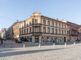Hotel Foto: 2ndhomes Tampere Luxurious "Keskustori" Apartment - Private Sauna & Great Location in a Historical Building