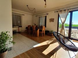 Che Private Rooms Banovci、Novi Banovciのホテル