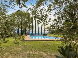 Hotel Foto: Private villa with swimming pool in the heart of Umbria