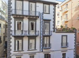 Albergo del Golfo, khách sạn ở Napoli