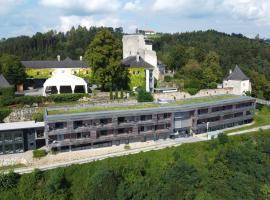 Hotel kuvat: Schatz.Kammer Burg Kreuzen