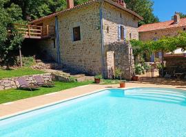 Hotel Photo: Charming holiday home in St Basile with private terrace