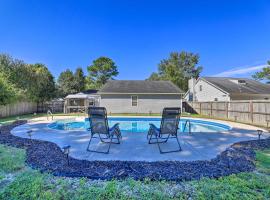 Hotel foto: Pet-Friendly Jacksonville Home with Fenced Yard