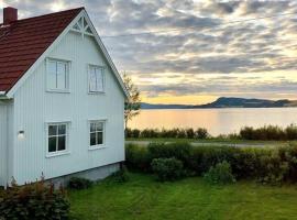 Hotel fotoğraf: Seaside house with stunning view