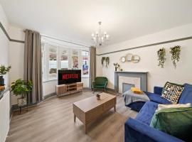 Gambaran Hotel: Stylish 4 Bed House in Nottingham - sleeps 15