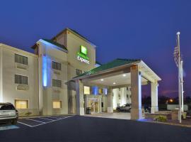 Hotel foto: Holiday Inn Express Irwin-PA Turnpike Exit 67, an IHG Hotel