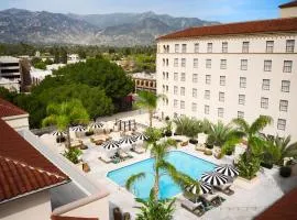 Pasadena Hotel & Pool