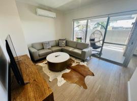 Hotel Foto: Tranquil Tree Views 2 Bedroom 2 Bathroom Apartment