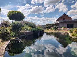 酒店照片: Gite avec piscine La Buissiere - Fernelmont