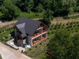 Biserna Dolina Uvac, Hotel in Sjenica