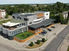 Hotel Kristály Konferencia & Wellness