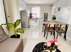 Cabuhat Duco Lodge 1，位于Naic的酒店