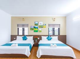 Blue Eyes Hotel, hotel v destinaci Văn Lâm