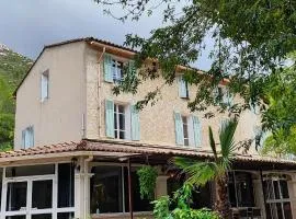Logis Hôtel & Restaurant du Parc