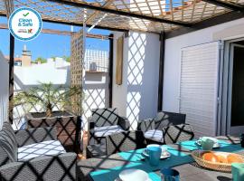 Hotel foto: Duplex apartment with terrace in Cascais downtown