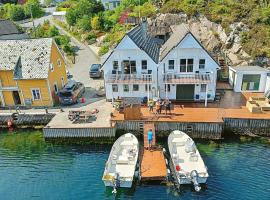 A picture of the hotel: 6 person holiday home in Urangsvåg