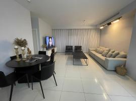 A picture of the hotel: Hanna luxury apartment