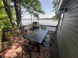 Sunrise Views Cabin with King Bed, Bar & Game Room