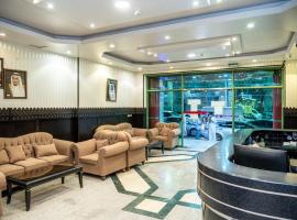 Qaser Alhamra Serviced apartments, hotel in Riyadh