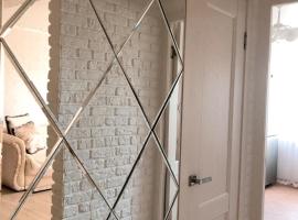 1-комнатная квартира, Hotel in Kökschetau