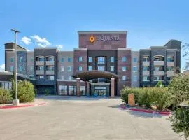 La Quinta Inn & Suites by Wyndham Lubbock Southwest, hotel in Lubbock