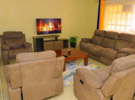 Cool and Calm Homes, hotel in Homa Bay