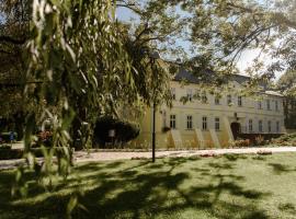 Hotel fotoğraf: Hotel Zamek Chałupki