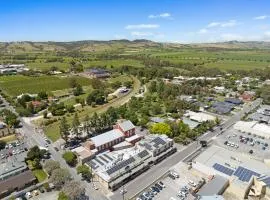 The Tanunda Club Guest Suites