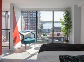 Cameo Hotel and Suites, hotel in Halifax