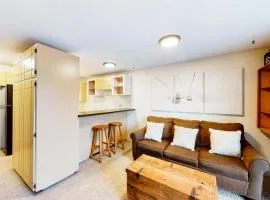 Slope-Walk Condo
