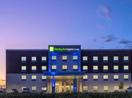 Holiday Inn Express & Suites - Watertown, an IHG Hotel, hotell i Watertown