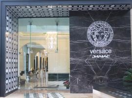 Versace Tower Luxury Suites - Downtown, hotel v destinaci Bejrút