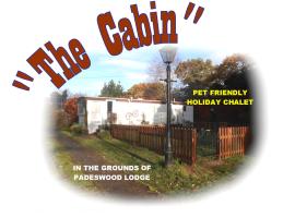 酒店照片: 'The Cabin'. A cosy private & secure holiday home.