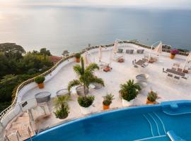 Grand Miramar All Luxury Suites & Residences, ξενοδοχείο σε Puerto Vallarta