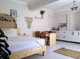 Fotos de Hotel: Santa Suites- Near Saint Nicholas Church