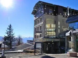 Hotel des Pyrénées, hotel in Font-Romeu