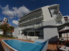 Madeira Bright Star by Petit Hotels, hotel ve Funchalu