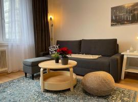 Fotos de Hotel: Charming Apartment near City Center