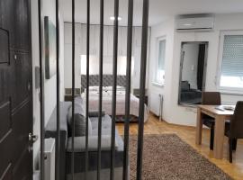 Photo de l’hôtel: Apartman Centar 3