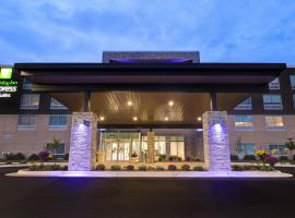 Фотографія готелю: Holiday Inn Express & Suites - Grand Rapids South - Wyoming, an IHG Hotel