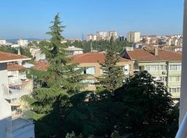 Hotel Photo: Etilerde metroya yakın sakin sessiz ve ferah daire